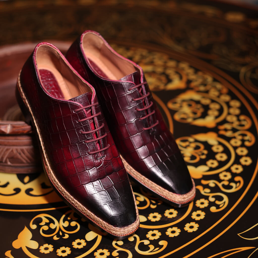 Nordic Lace: Classic Norwegian Croco Leather Lace-Up