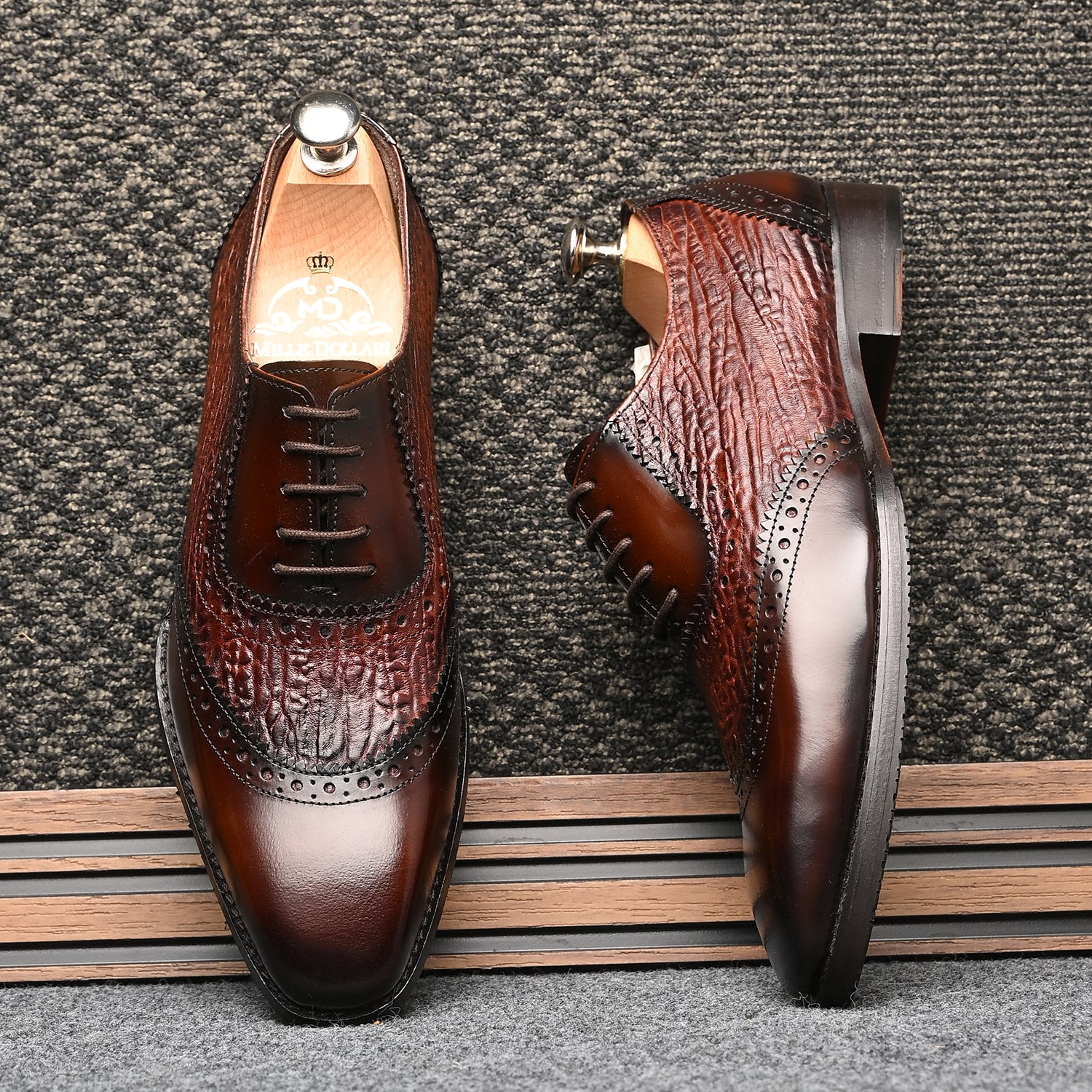 “Brown textured leather men’s Oxford brogue shoes with lace-up design and polished finish”