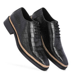 The NordicElegance Oslo Lace features luxurious Norwegian croco leather, offering a timeless lace-up design with refined craftsmanship. Perfect for those seeking a blend of classic style and premium quality in every step.